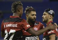 Trio do Flamengo pode igualar Zico em número de títulos