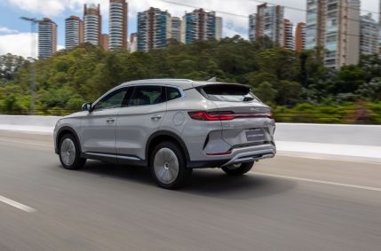 Visual traseiro do BYD Song Plus Premium