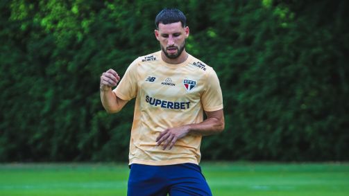 Calleri tem problema muscular na coxa