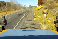 Vídeo: Trabalhador escapa de ser atingido por caminhão em Nova York