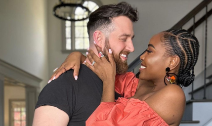 Casal da 1ª temporada de Casamento às Cegas comemora 6 anos de união; veja