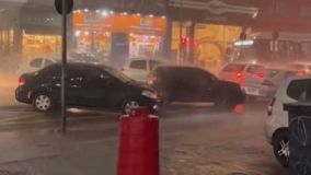 Chuva paralisa transito na Zona Sul de São Paulo (SP)