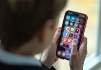 Regulamentação das redes sociais mobiliza Planalto, Congresso e STF