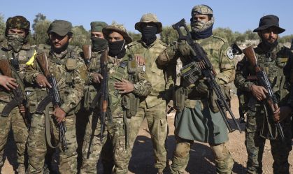 Rebeldes sírios dizem ter tomado a cidade de Hama