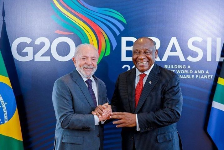 O presidente da África do Sul, Cyril Ramaphosa, foi o primeiro líder a ter reunião com Lula neste domingo • Ricardo Stuckert/PR