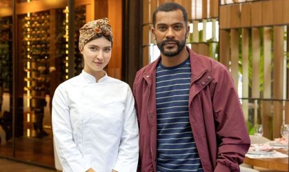 Michele (Alanis Guillen) e Daniel (Samuel de Assis), em "Mania de Você"