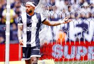Memphis se incomoda com suspensão por cartão amarelo: "Achei injusto"
