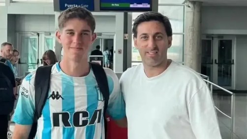 Diego Milito, ídolo do Racing, com seu filho