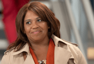 À CNN, atriz de “Grey’s Anatomy” diz apreciar jornada de sua personagem