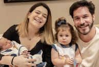 Eliezer detalha rotina após volta de Viih Tube para casa: "Temos nos dividido"