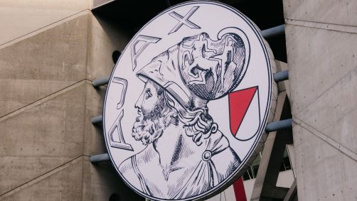 Novo escudo do Ajax