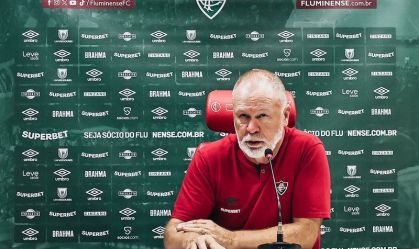 Mano Menezes lamenta desfalques após derrota do Fluminense
