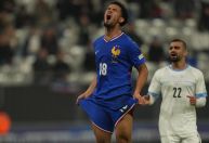 Hino de Israel é vaiado em jogo contra a França, e torcedores brigam