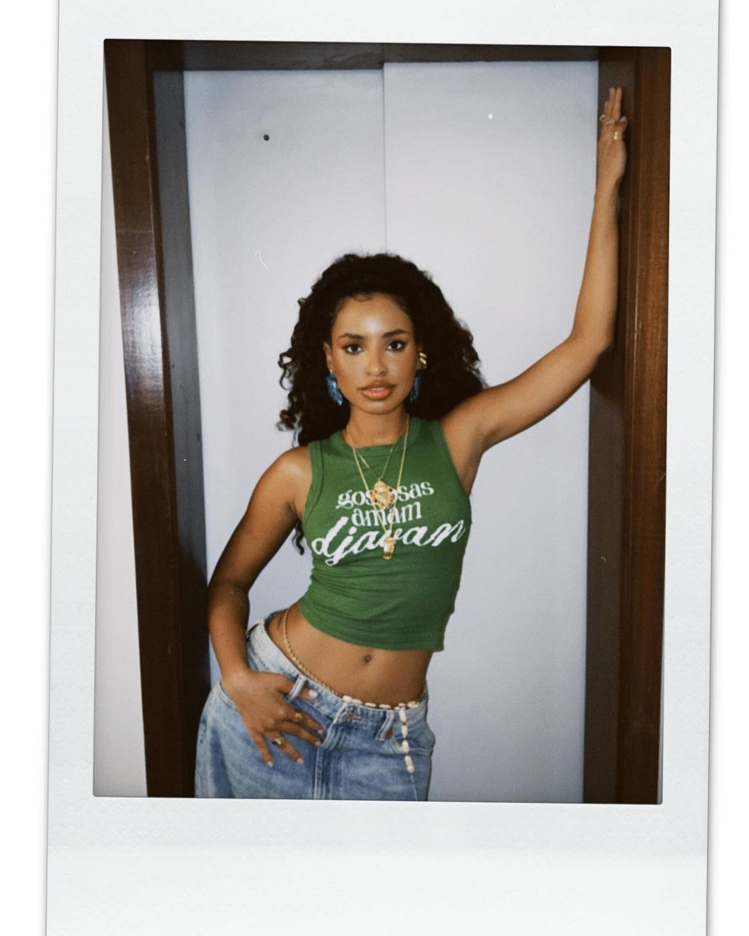 Gabz costuma misturar tendências fashionistas no dia a dia • Instagram/Gabz