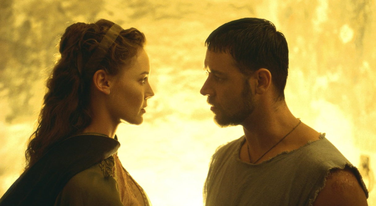 Lucilla (Connie Nielsen) e Maximus (Russell Crowe) em "Gladiador" (2000) • Divulgação/DreamWorks/Universal Pictures