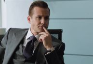 "Suits LA": Harvey Specter aparece em nova prévia do spin-off; veja
