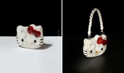 Hello Kitty 50 anos: marca reinventa clássico e lança bolsa em madrepérola