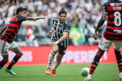 Hulk em ação na final entre Atlético-MG e Flamengo