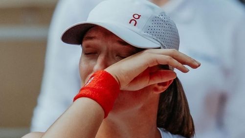 Iga Swiatek recebeu punição de um mês