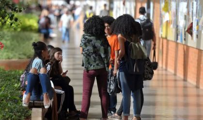 Lei Orçamentária zera recurso previsto para fomentar ensino integral