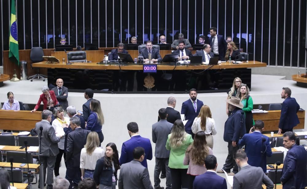 Sessão plenária da Câmara