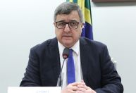 Deputado planeja protocolar PEC que amplia poderio da Câmara para fiscalizar agências reguladoras na segunda