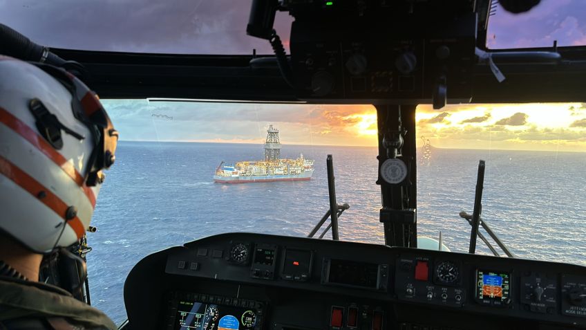 Resgate de tripulante realizado pela Marinha • Reprodução/Marinha do Brasil