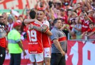 Inter goleia o Bragantino, que se complica na luta contra o rebaixamento