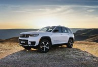 Jeep Grand Cherokee 4xe: SUV ganha atualização e nova cor