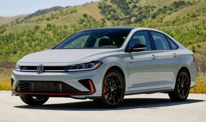 Novo Jetta GLI 2025 está confirmado para o próximo ano