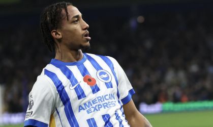 João Pedro - atacante