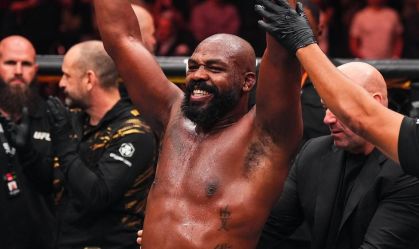 Jon Jones diz que encontrou motivo para deixar aposentadoria; saiba mais