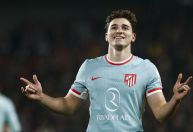 Atlético de Madrid goleia na Champions com brilho de Julián Álvarez