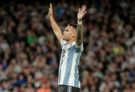 Lautaro Martínez alcança marca de Maradona pela Argentina e termina 2024 em alta
