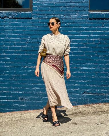 Lenço com vestido • Reprodução/Pinterest