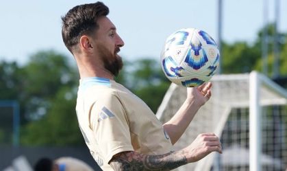 Messi faz análise sobre Barcelona e diz que pretende voltar à Espanha