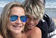 Luana Piovani se despede do filho ao curtir praia no Rio; veja fotos