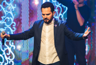 Luciano Camargo sobre conversão e carreira gospel: "Transformação imensa"
