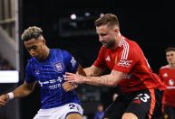 Alarme de incêndio deixa jogo da Premier League sem VAR; entenda