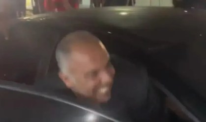 Marcos Braz é hostilizado pela torcida do Flamengo