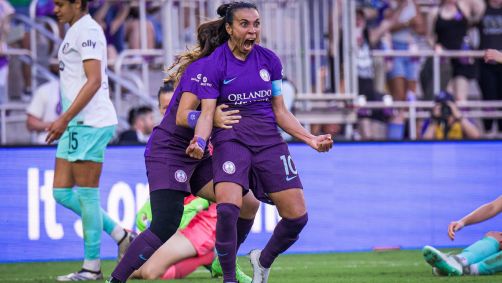Marta comemora o golaço que levou o Orlando Pride a final inédita da NWSL