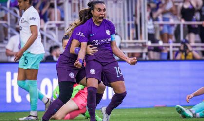 Veja o golaço de Marta que levou o Orlando Pride à final da NWSL