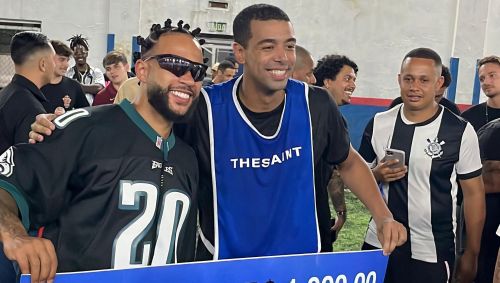 Memphis entregou o prêmio principal da noite e ainda foi o responsável por escolher a pessoa mais estilosa em evento