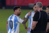 Daronco irrita Messi e outros argentinos em derrota para o Paraguai