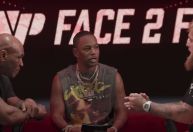 Jake Paul fica frente a frente com Tyson e prega respeito: "Ele é assustador"