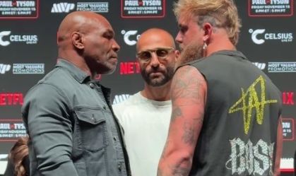 Mike Tyson e Jake Paul ficam frente a frente em encarada