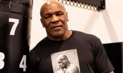Mike Tyson tem um cartel de 50 vitórias, 44 por nocaute, na carreira