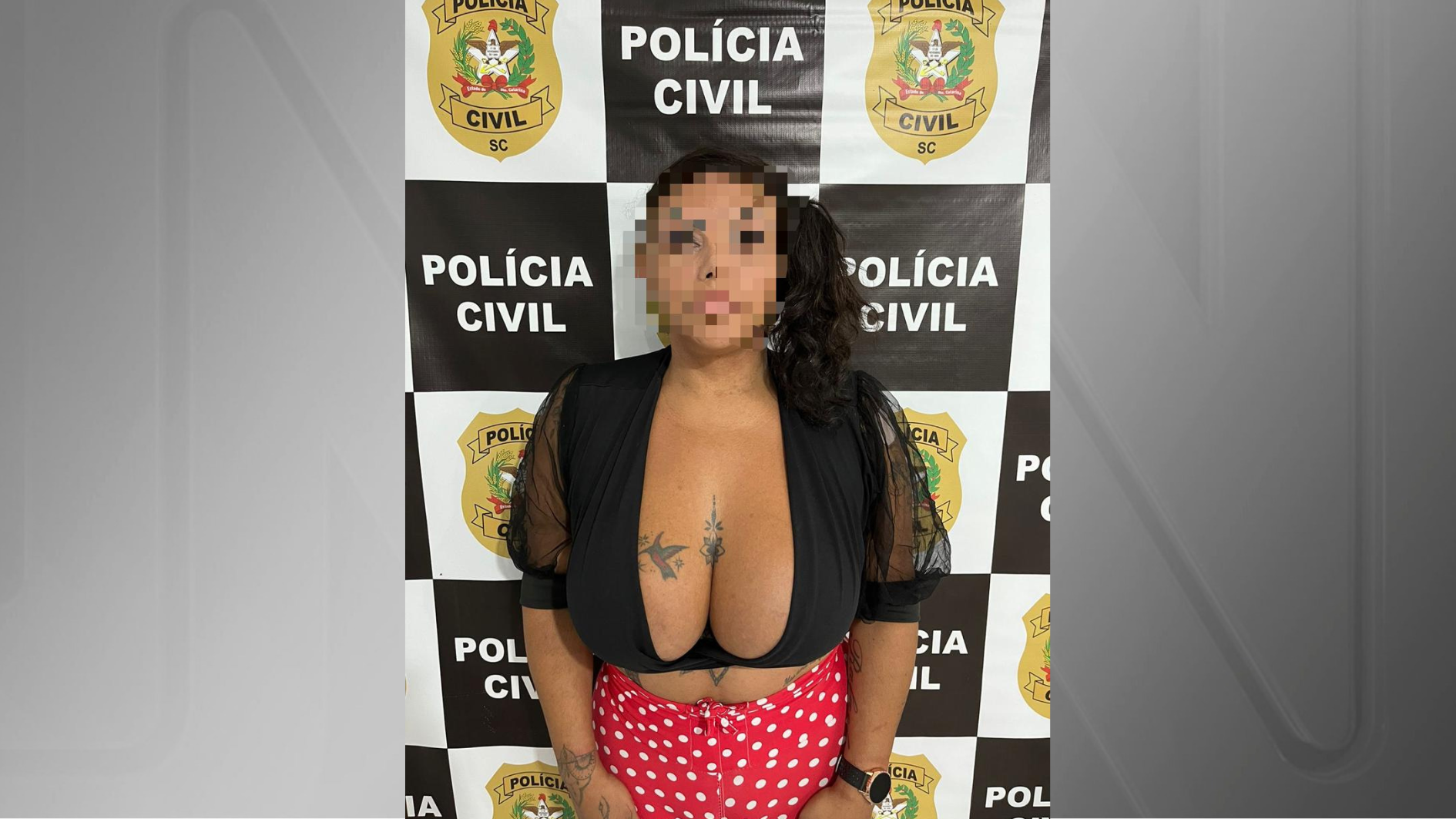 mulher presa