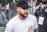 Neymar faz plano de sócio-torcedor mais caro do Santos esgotar