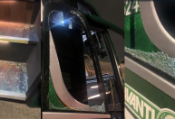 Ônibus com time feminino do Palmeiras é apedrejado a caminho de celebração